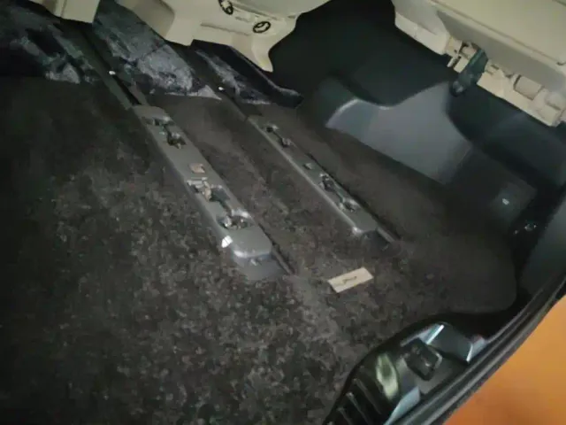 Toyota Alphard — Фото автомобиля 4