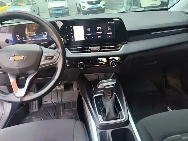 Chevrolet Monza — Фото автомобиля 12