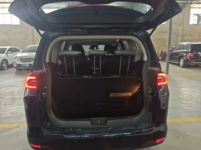 GAC Trumpchi M6 — Фото автомобиля 18