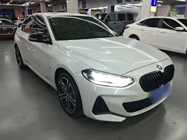 BMW 1 Series — Фото автомобиля 3