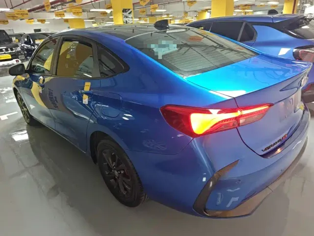 Buick Verano — Фото автомобиля 4