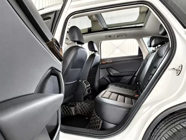 Volkswagen Tharu — Фото автомобиля 13