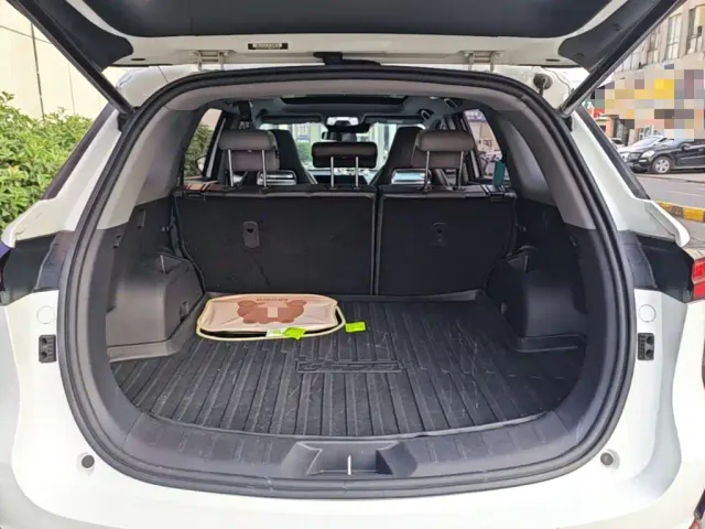 Changan CS75 Plus — Фото автомобиля 18