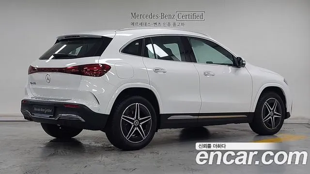 Mercedes-Benz EQA — Фото автомобиля 2