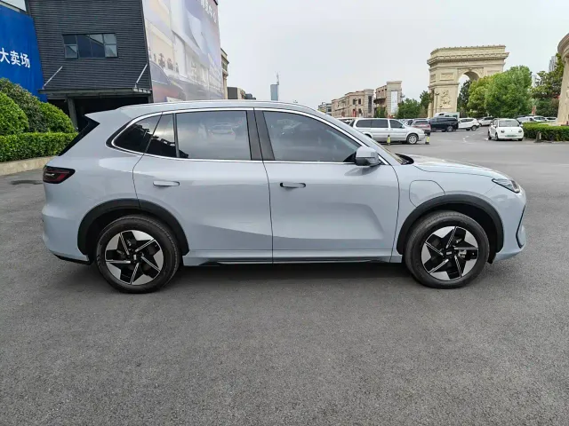 Geely Galaxy E5 — Фото автомобиля 6