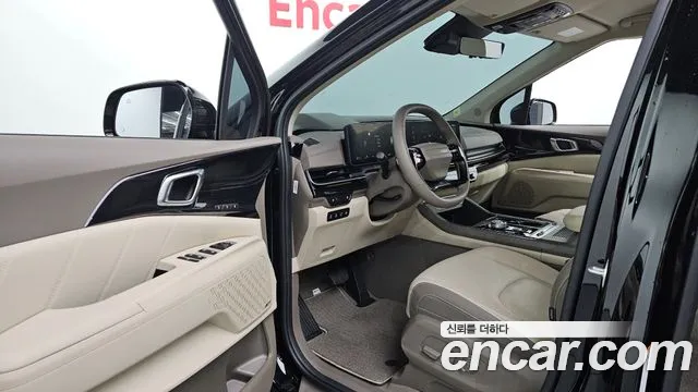 Kia Carnival — Фото автомобиля 15