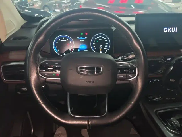 Geely Haoyue — Фото автомобиля 10