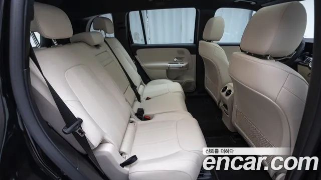 Mercedes-Benz EQB X243 — Фото автомобиля 10