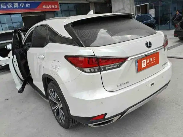 Lexus RX — Фото автомобиля 7