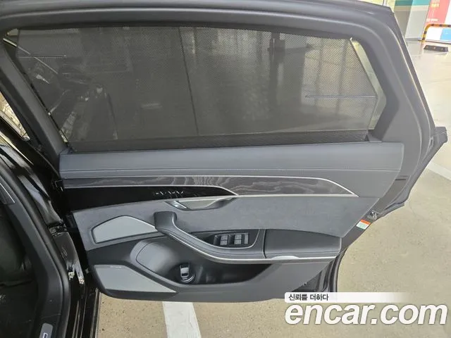 Audi A8 D5 — Фото автомобиля 16