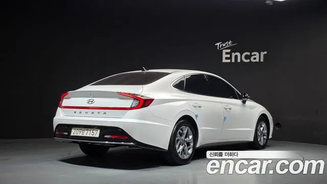 Hyundai Sonata — Фото автомобиля 2