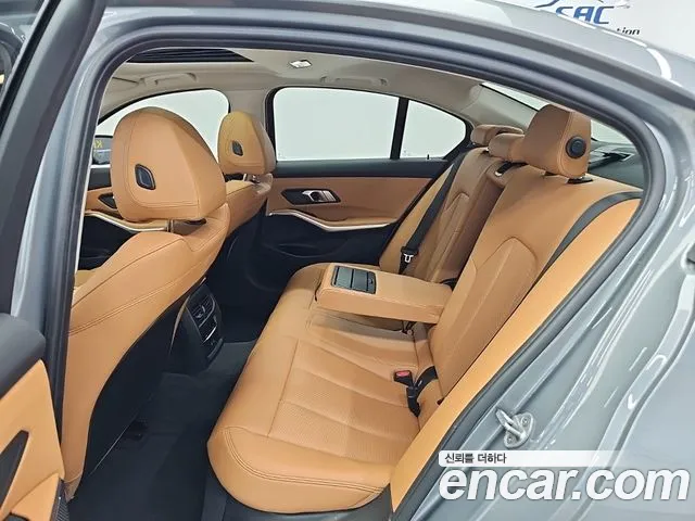 BMW 3-Series — Фото автомобиля 5