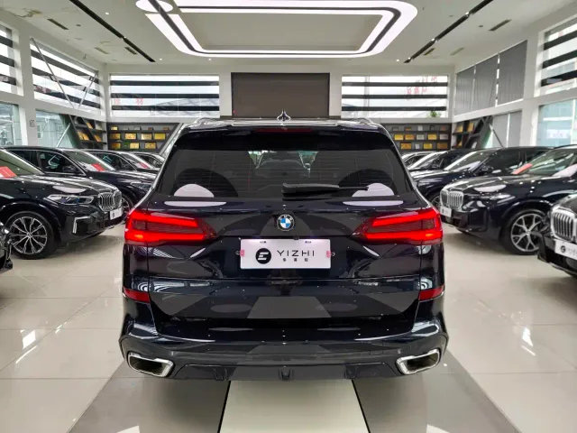 BMW X5 — Фото автомобиля 13