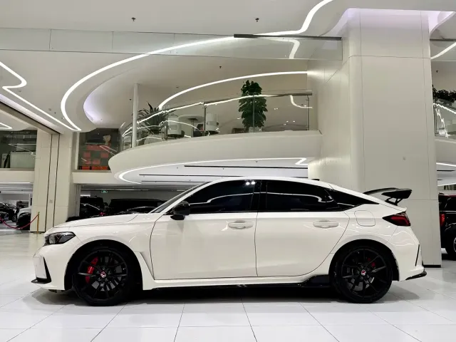 Honda Civic (Import) 2023 2.0T 420TURBO TYPE R — Фото автомобиля 2