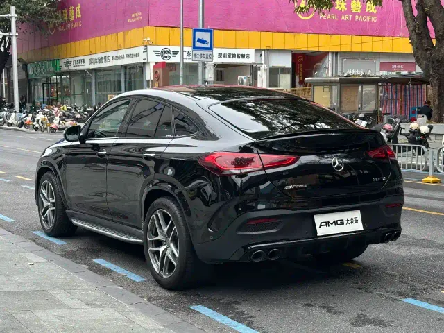 Mercedes-Benz GLE Coupe AMG — Фото автомобиля 12