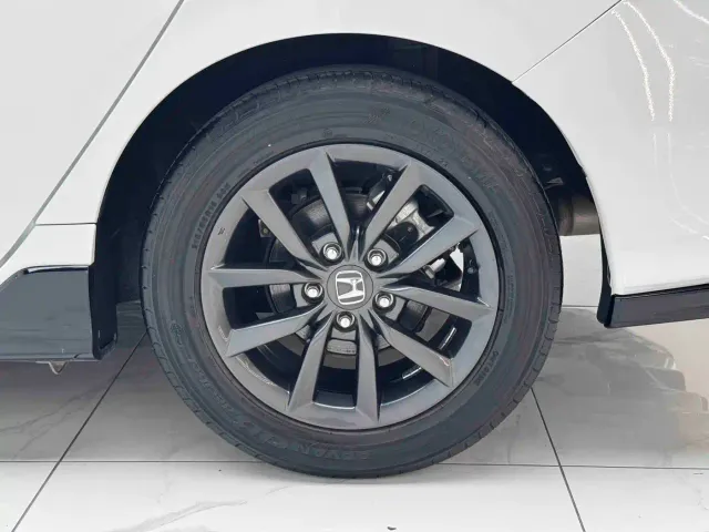 Honda Civic — Фото автомобиля 4
