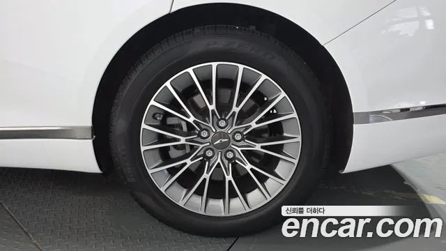 Genesis G80 Бензин 2.5 турбо AWD — Фото автомобиля 19
