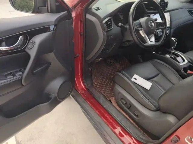 Nissan X-Trail — Фото автомобиля 17