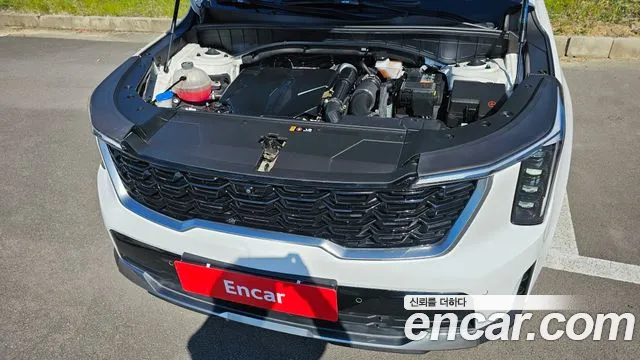 Kia Sorento Бензин 2.5T 2WD — Фото автомобиля 6