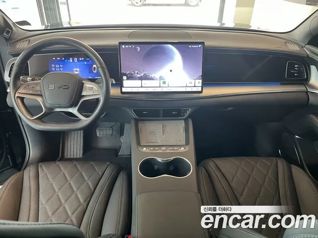 BYD Sealion 7 — Фото автомобиля 7