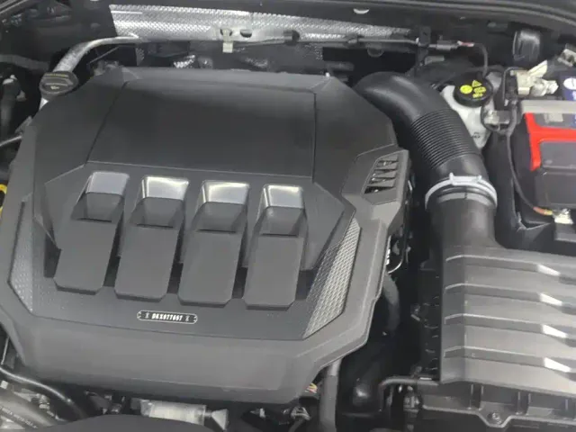 Volkswagen Golf GTI — Фото автомобиля 10