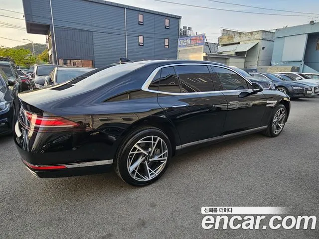 Genesis G90 Бензин 3.5 турбо AWD — Фото автомобиля 5