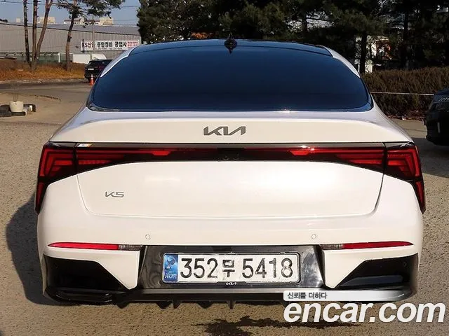 Kia K5 Generation 3 — Фото автомобиля 4