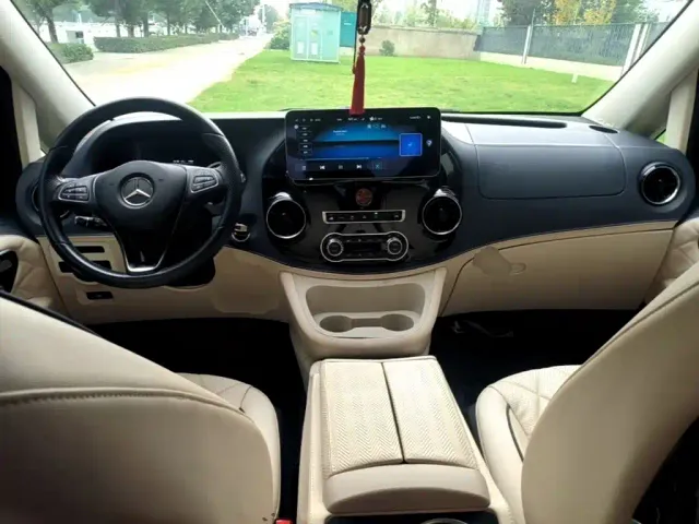 Mercedes-Benz Vito — Фото автомобиля 9