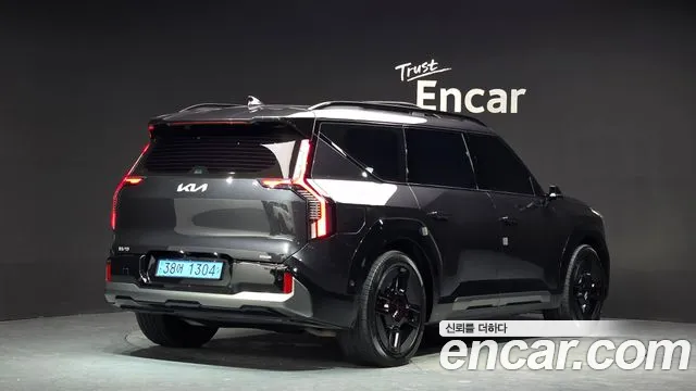 Kia EV9 — Фото автомобиля 2