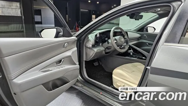 Hyundai AVANTE — Фото автомобиля 9