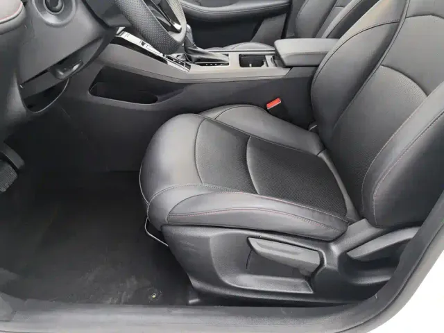 Roewe i5 — Фото автомобиля 20