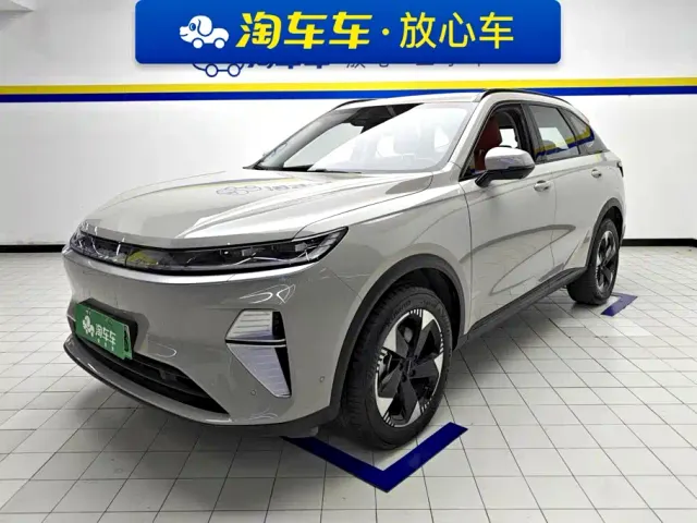 Фотография автомобиля — Haval Xiaolong MAX