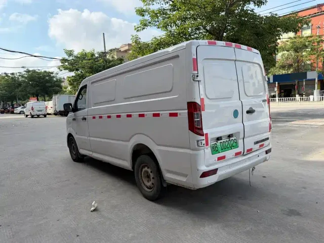 Dongfeng Yufeng Yufeng EM26 — Фото автомобиля 8