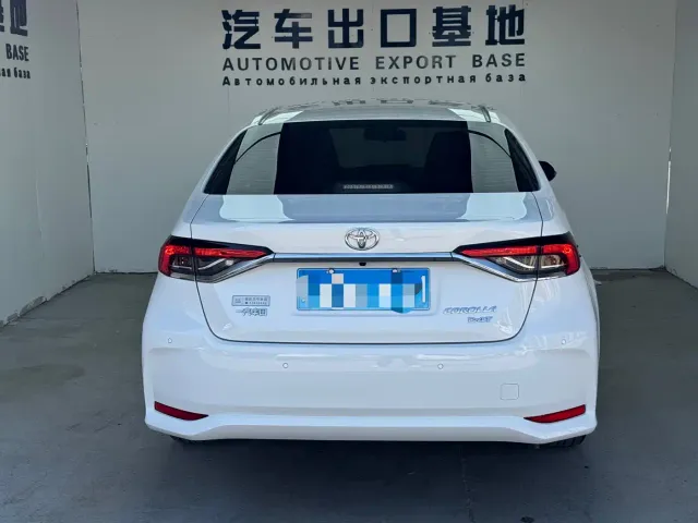 Toyota Corolla — Фото автомобиля 12