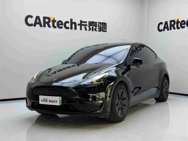 Фотография автомобиля — Tesla Model Y