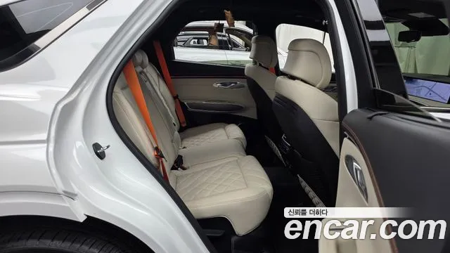 Genesis GV70 3.5T Бензин AWD — Фото автомобиля 12