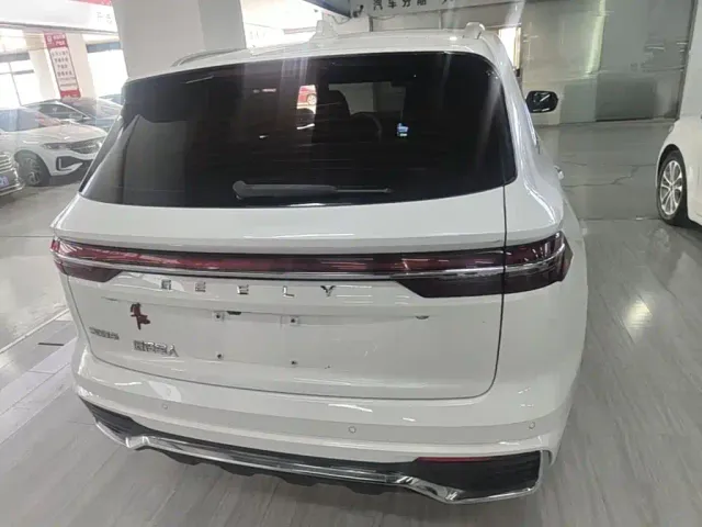 Geely Xingyue L — Фото автомобиля 5