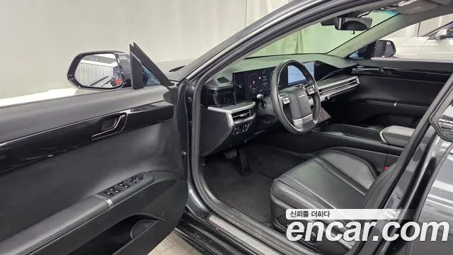 Hyundai Grandeur GN7 — Фото автомобиля 10