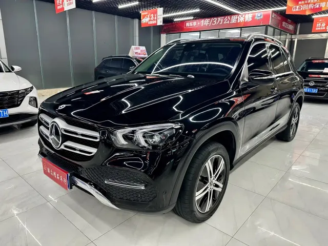 Mercedes-Benz GLE-Class — Фото автомобиля 2
