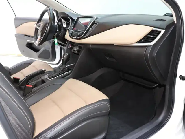 Chevrolet Monza — Фото автомобиля 7
