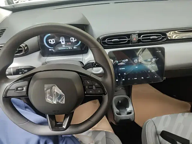 Leapmotor T03 — Фото автомобиля 5