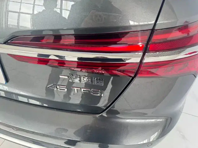 Audi A6L — Фото автомобиля 11