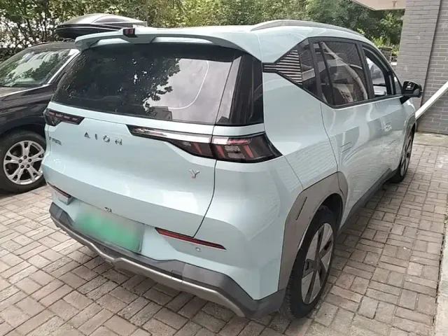 GAC Aion Y — Фото автомобиля 4