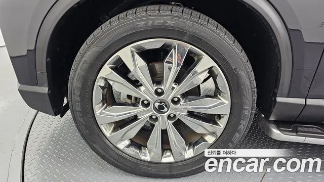KG_Mobility_Ssangyong Rexton Rexton Arena Дизель 2.2 4WD — Фото автомобиля 5