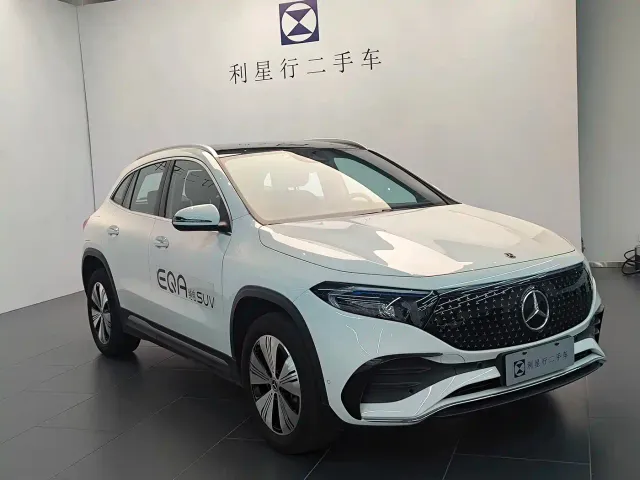Mercedes-Benz EQA — Фото автомобиля 3
