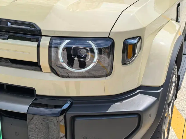 iCAR V27 — Фото автомобиля 5