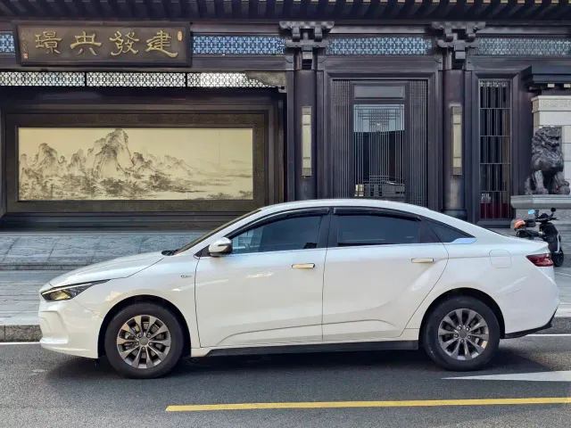 Geely Geometry A — Фото автомобиля 7