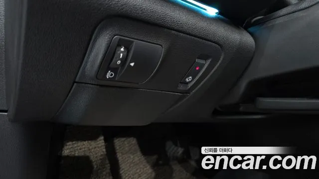 Renault Korea SM6 New — Фото автомобиля 22