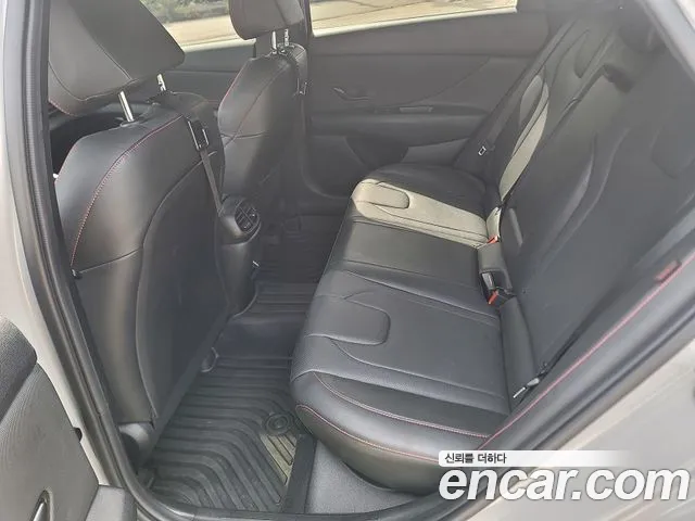 Hyundai Avante CN7 — Фото автомобиля 11
