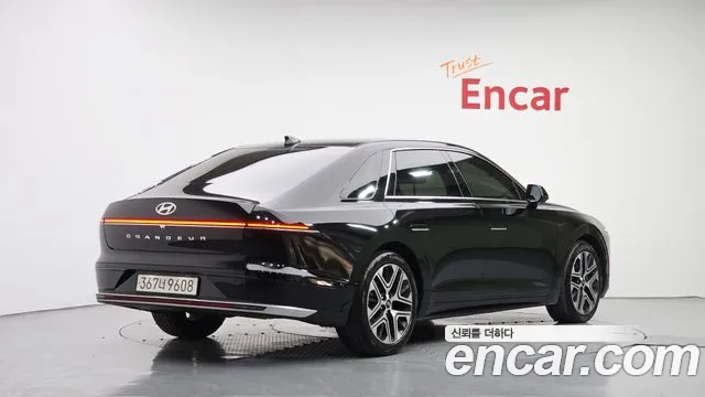 Hyundai Grandeur GN7 — Фото автомобиля 2